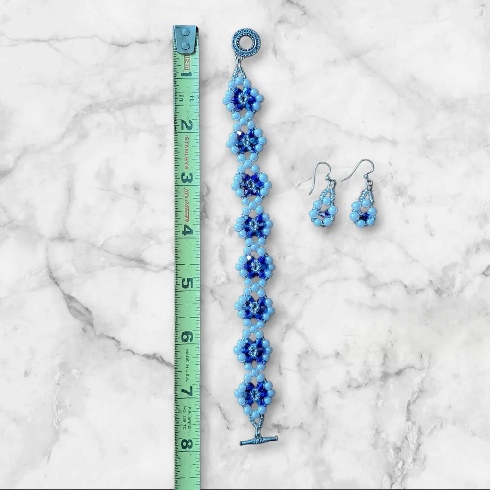 New Blue And White‎ Bracet and Earning Matching Set